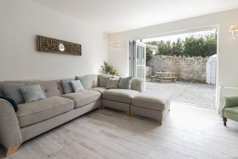 Hesketh Cottage Hesketh Road, Torquay, TQ1 2LN