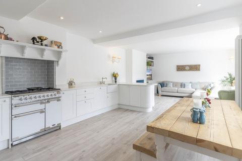 Hesketh Cottage Hesketh Road, Torquay, TQ1 2LN
