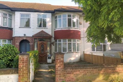 101 Halstead Road, Winchmore Hill, London, N21 3DR