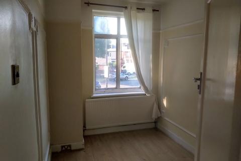 101 Halstead Road, Winchmore Hill, London, N21 3DR
