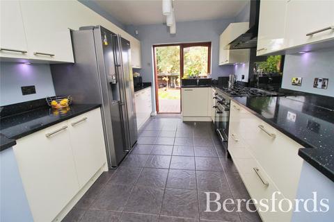 1 Clarence Avenue, Upminster, RM14 2RL