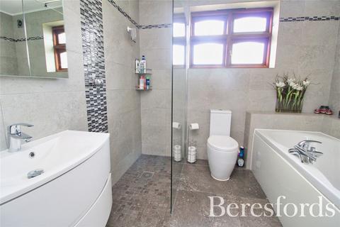 1 Clarence Avenue, Upminster, RM14 2RL