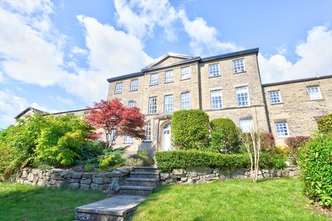 2 bedroom flat to rent, Gargrave Road, Skipton, BD23