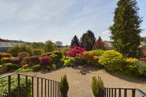 2 bedroom flat to rent, Gargrave Road, Skipton, BD23
