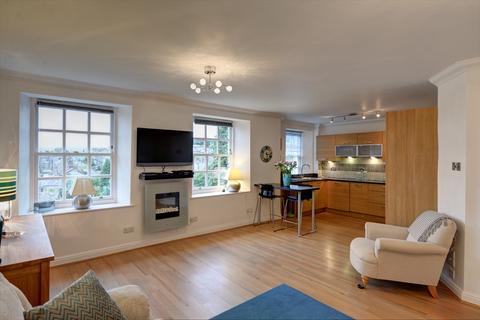 2 bedroom flat to rent, Gargrave Road, Skipton, BD23