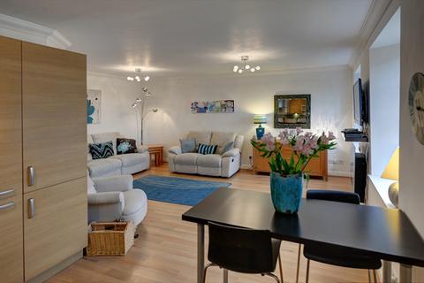 2 bedroom flat to rent, Gargrave Road, Skipton, BD23