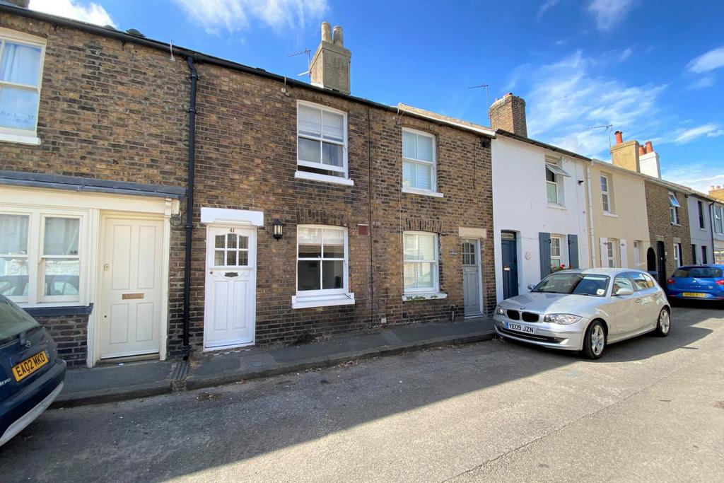 York Road, Walmer, CT14 2 bed cottage £315,000