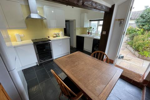 3 bedroom semi-detached house for sale - Wool