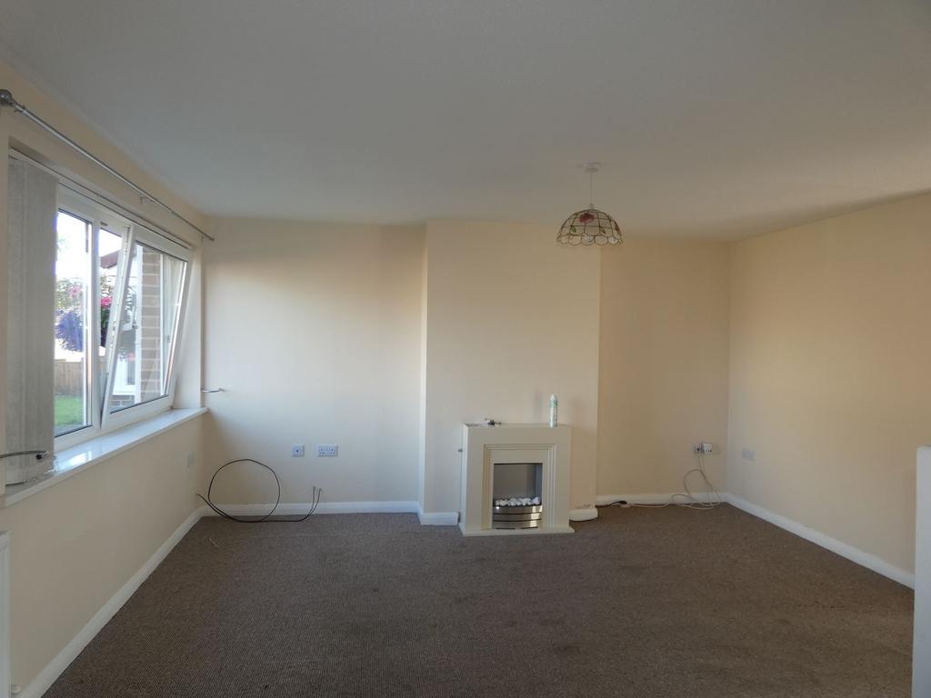 Teal Avenue, South Beach, Blyth, Northumberland, NE24 3PT 3 bed