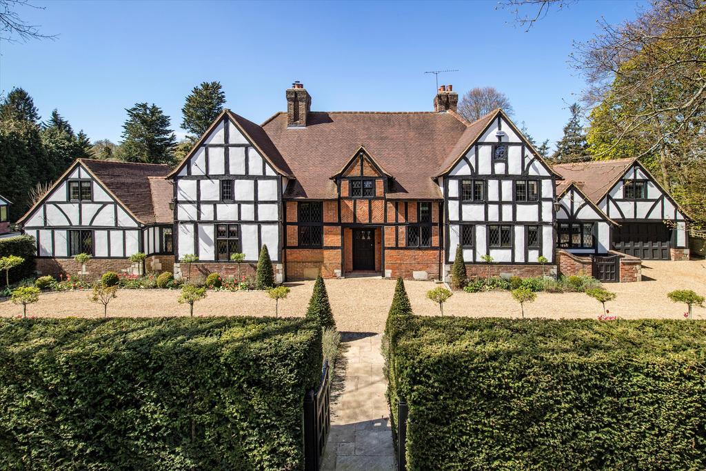 Ballards Lane, Limpsfield, Oxted... 5 bed detached house £3,150,000