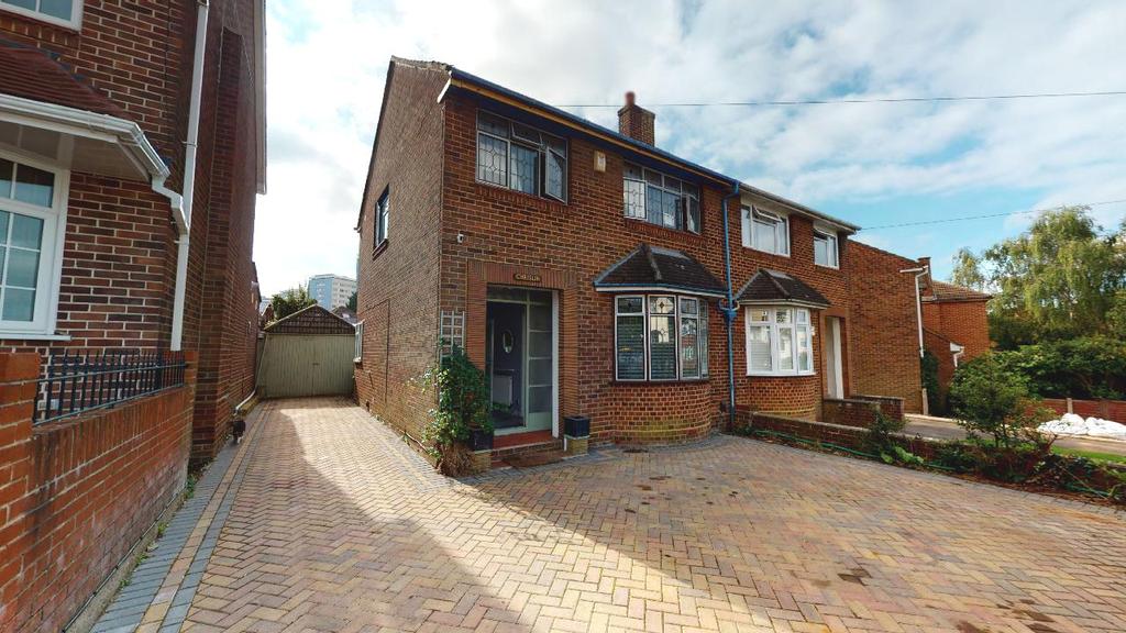 Weston Lane, Weston Lane, Southampton, SO19 3 bed semidetached house