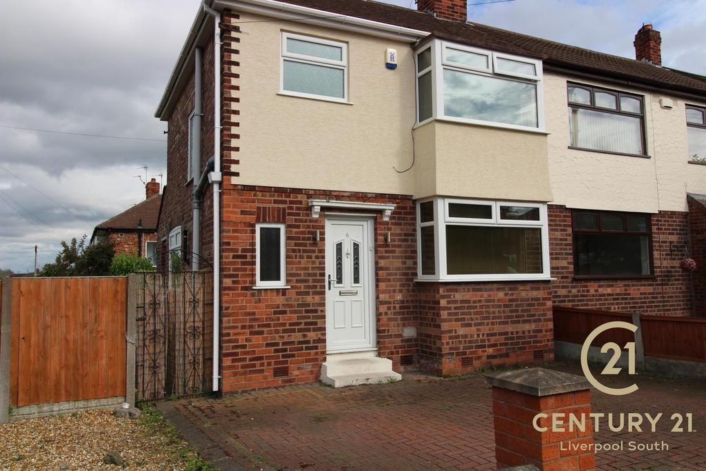 North Manor Way, Woolton, L25 3 bed semidetached house £240,000