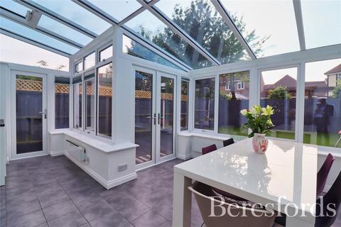 3 Arundel Close, Billericay, CM12 0FN