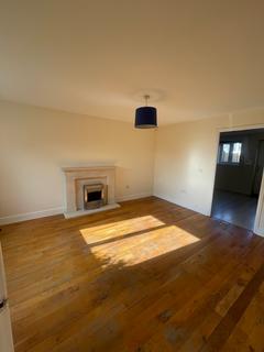 3 bedroom terraced house to rent, Cygnet Close, Brampton Brierlow, Rotherham S63 6EY