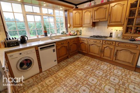 78 Woodford Avenue, Ilford, IG2 6XE