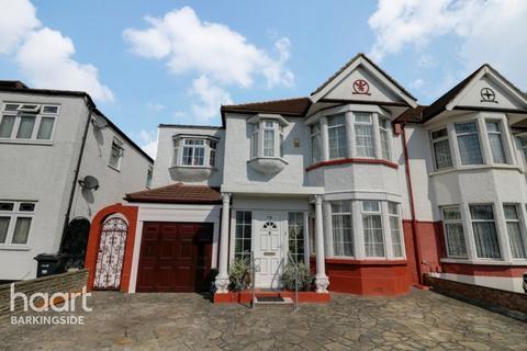 78 Woodford Avenue, Ilford, IG2 6XE