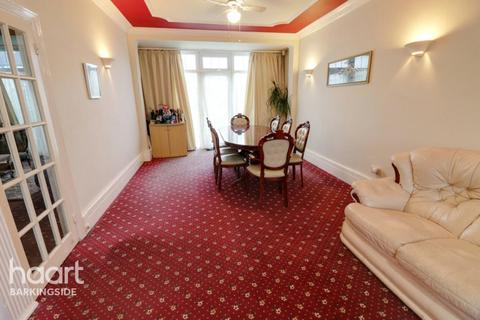 78 Woodford Avenue, Ilford, IG2 6XE