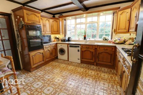 78 Woodford Avenue, Ilford, IG2 6XE