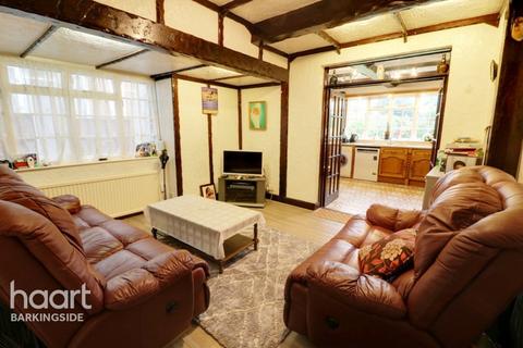 78 Woodford Avenue, Ilford, IG2 6XE