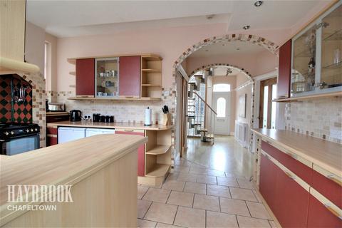 40 Hereward Road, Sheffield, S5 7UB