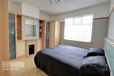 40 Hereward Road, Sheffield, S5 7UB