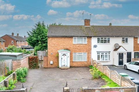 1 Hitchens Close, Hemel Hempstead, HP1 2PP