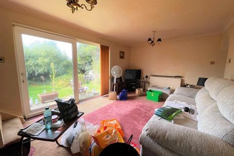4 Johns Close, Peacehaven, BN10 7UQ