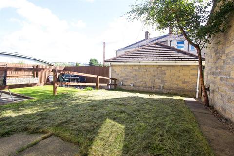 3 Weavers Mews, Darwen, BB3 1LU