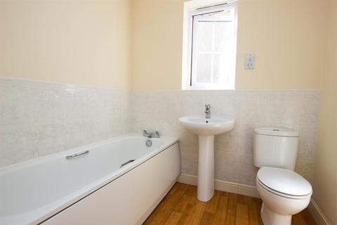 3 Weavers Mews, Darwen, BB3 1LU