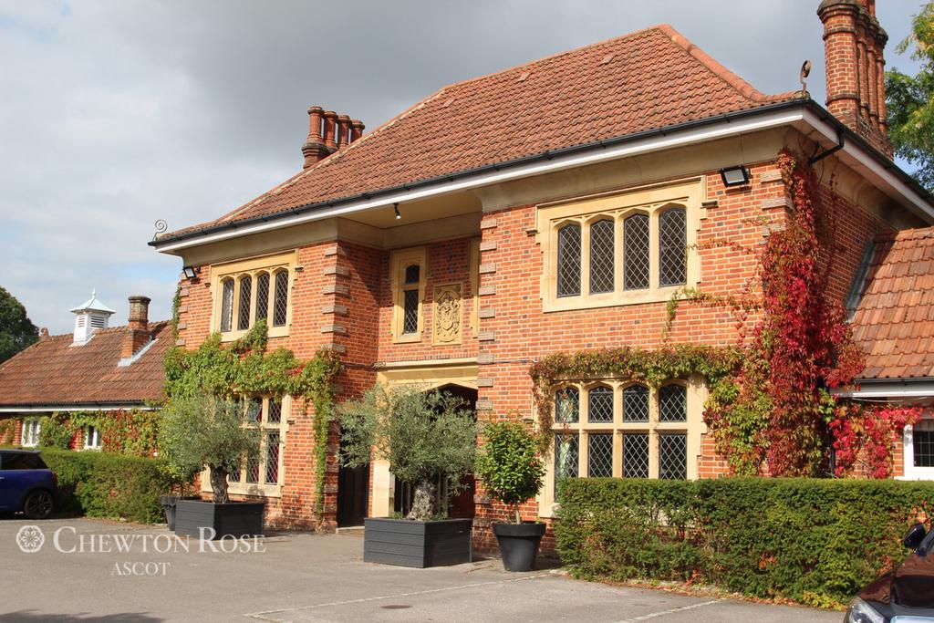 Mill Ride, ASCOT 1 bed £250,000