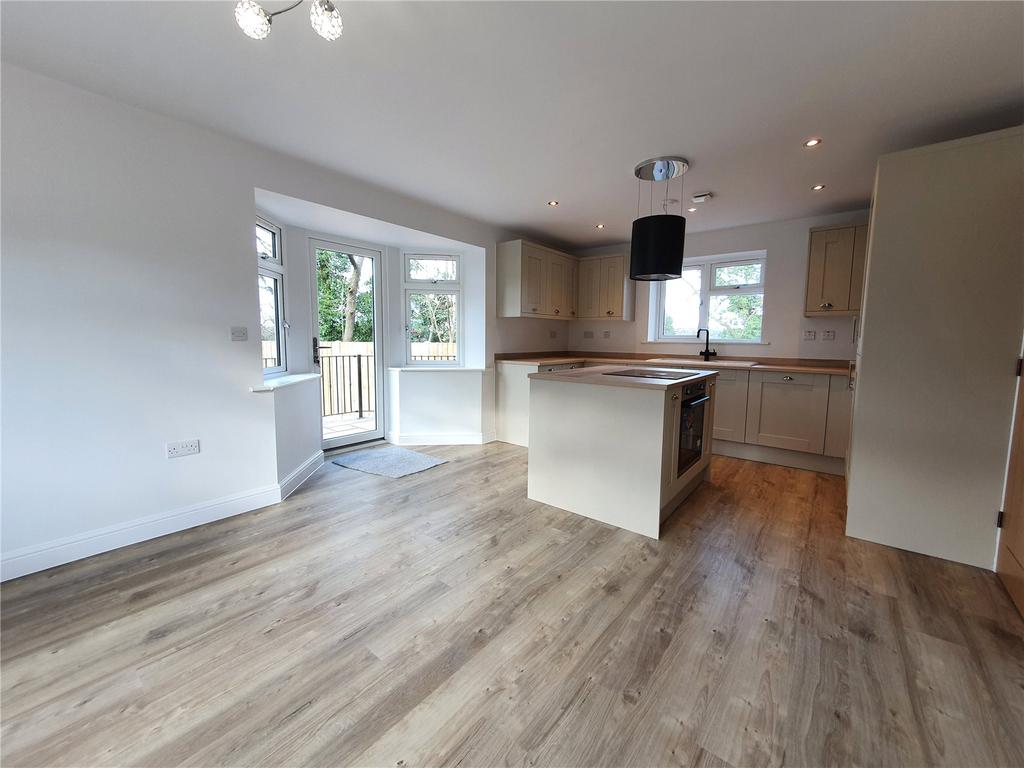 Heather Drive, Kinver, Stourbridge, DY7 2 bed bungalow £425,000