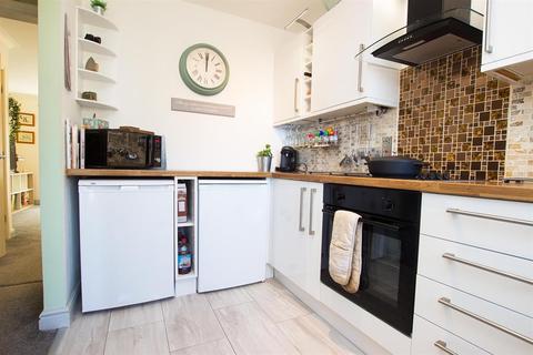 19 Weavers Mews, Darwen, BB3 1LU