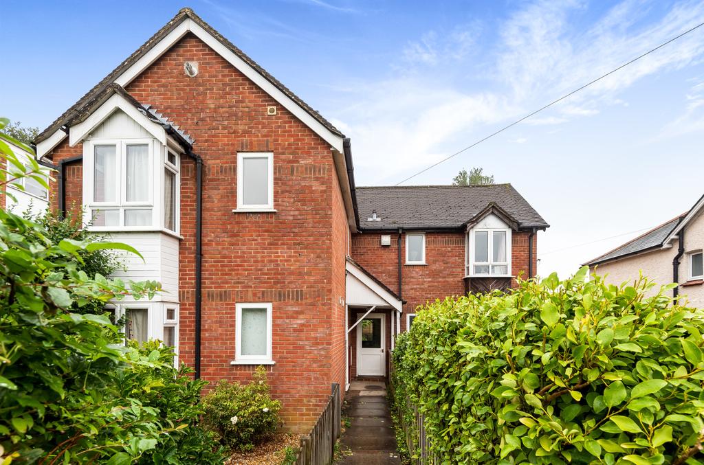 Stockbridge Road, Winchester, SO22 2 bed house £375,000