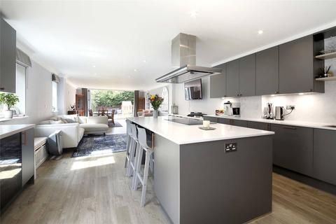 188 Cherry Tree Road, Beaconsfield, HP9 1BA