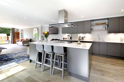 188 Cherry Tree Road, Beaconsfield, HP9 1BA