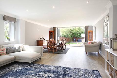 188 Cherry Tree Road, Beaconsfield, HP9 1BA