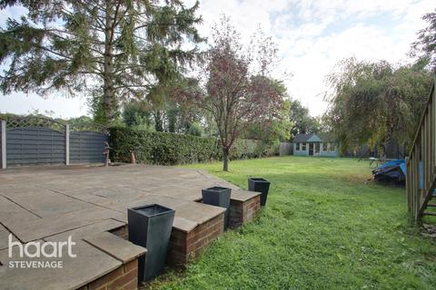 31 Shephall Green, Stevenage, SG2 9XS