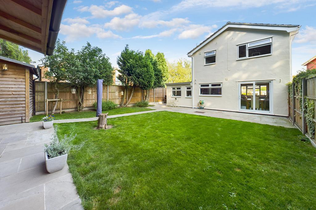 Woodlands Drive, Thetford 4 bed detached house for sale £300,000