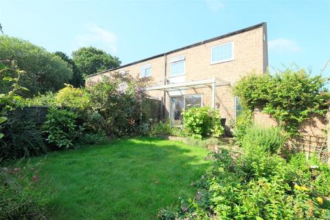 6 Larkspur Close, Orpington, BR6 9TH