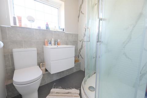 6 Larkspur Close, Orpington, BR6 9TH