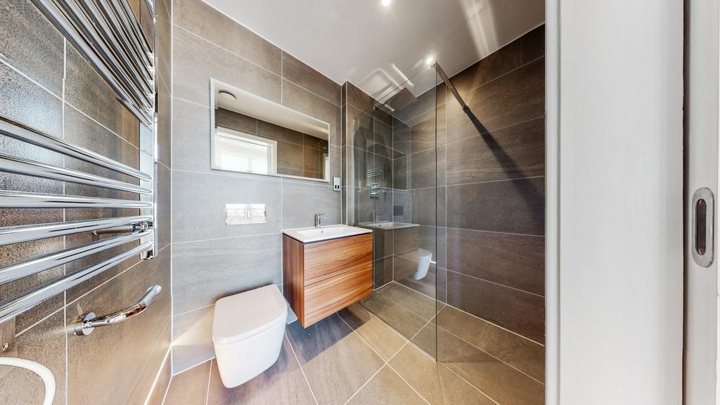 Master ensuite