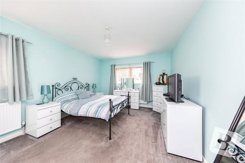 33 Westall Road, Loughton, IG10 2AG