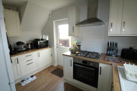 24 Abbey Road, Batley, WF17 7ER