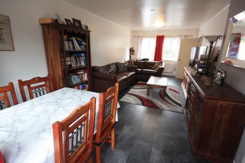 16 Jubilee Close, Biddulph, Stoke-on-trent, ST8 6HQ