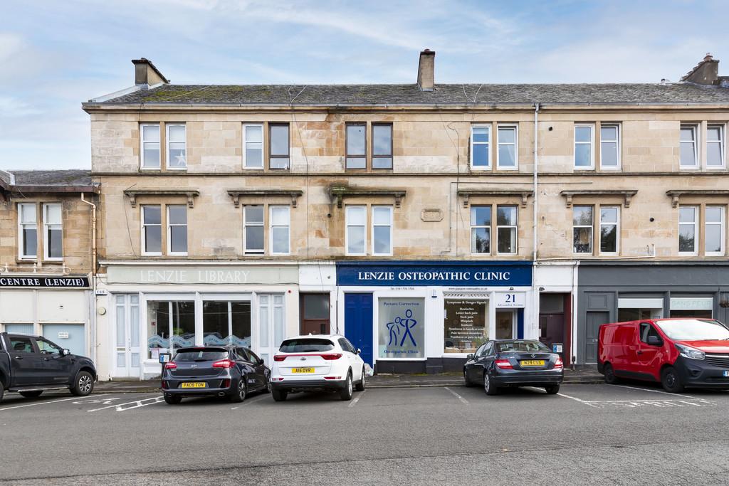 Alexandra Avenue, Lenzie 1 bed flat £120,000