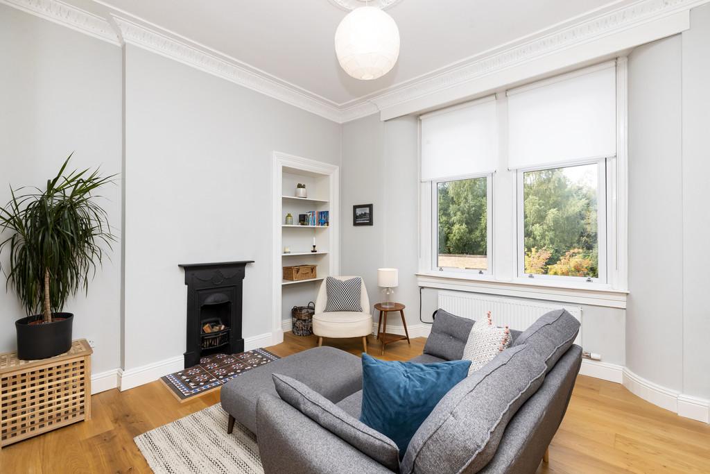Alexandra Avenue, Lenzie 1 bed flat £120,000