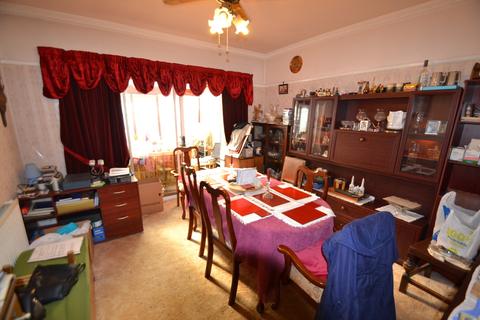 308 High Road, Chadwell Heath, Romford, RM6 6AJ