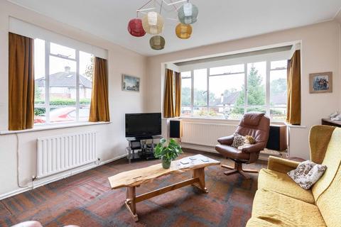 42 Hillside Gardens, Brockham, Betchworth, RH3 7EW