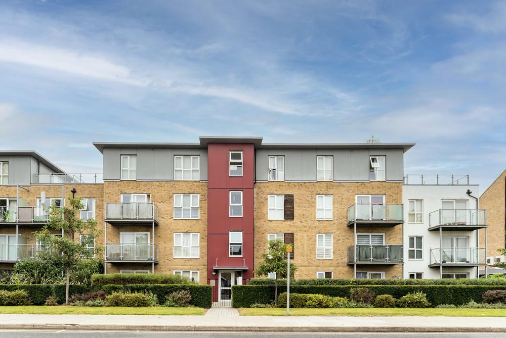 Porters Way, West Drayton 2 bed apartment £339,950