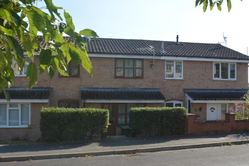Kempton Avenue, Hereford, HR4 1 bed terraced house £130,000